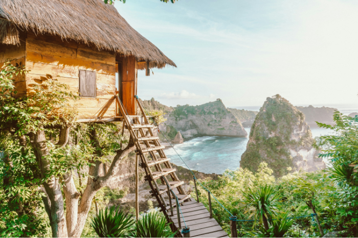 10 Dreamy Honeymoon Destinations That Feel Luxurious—But Are Totally Affordable